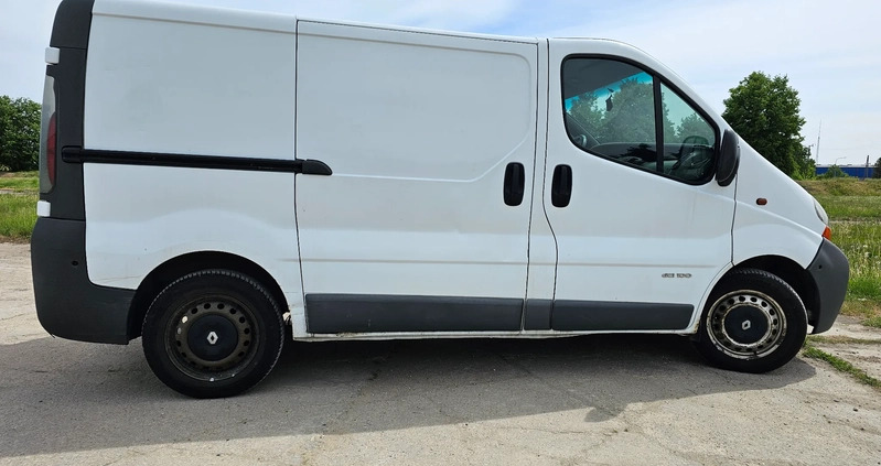 Renault Trafic cena 18000 przebieg: 179500, rok produkcji 2002 z Poręba małe 191